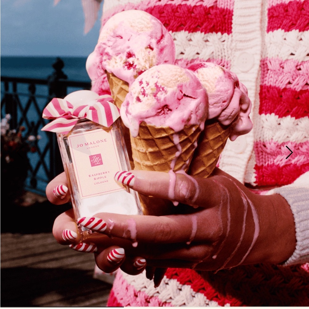 Jo Malone Raspberry Ripple with Striped Bow - Picture 5 of 6